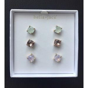 *NEW* Set of Crystal Stud Earrings