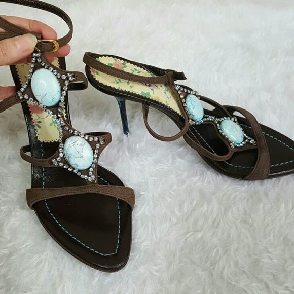 le silla swarovski shoes