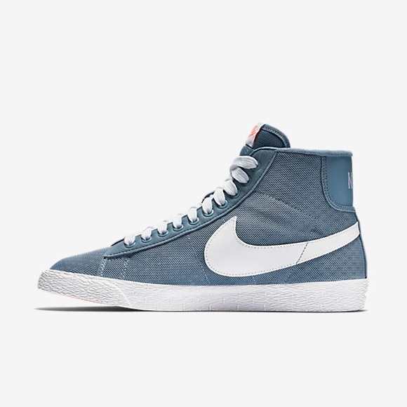 Nike high top blazers 7.5
