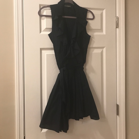 Navy cinched cotton with ruffled neckline