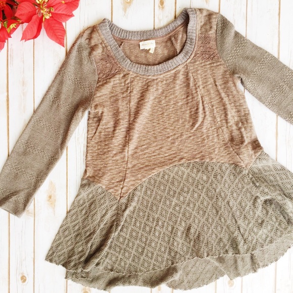 Anthropologie Sweaters - Anthropologie Meadow Rue Tunic Like Sweater