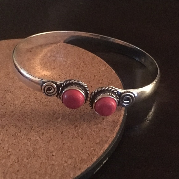 High quality red stone cuff adjustable cuff