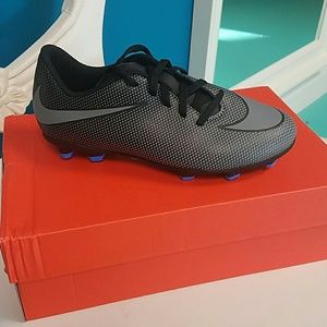 Jr Nike Brava take IT Soccer Cleats