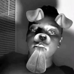 Meet your Posher, Dee