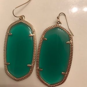 Kendra scotts Danielle