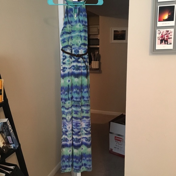 NWT Lily Rose Maxi dress!!