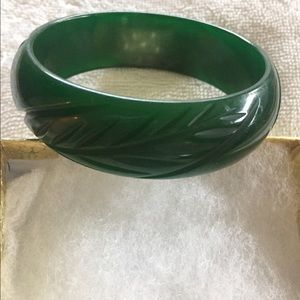 Vintage green Bakelite bracelet