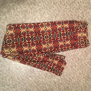 LuLaRoe OS Leggings - NWOT! :)