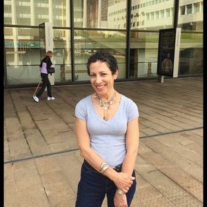 Meet your Posher, Amy