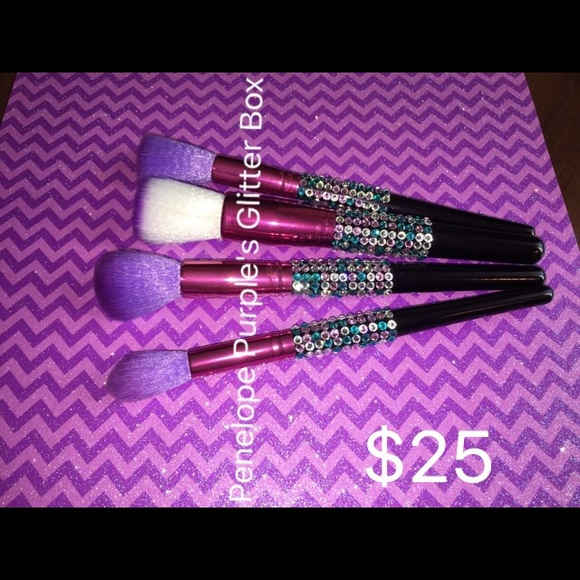 4pc Multi colored Rhinestone Makeup Brush Set