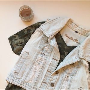 Lightwash Jean Vest