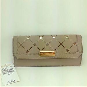 Michael kors brand new khaki Jamey wallet