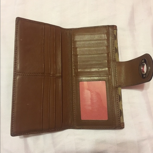 Coach Wallet - Picture 2 of 3