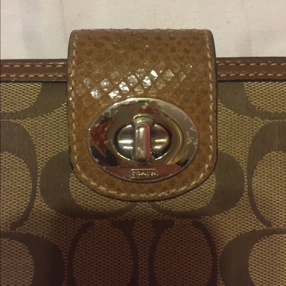 Coach Wallet - Picture 3 of 3