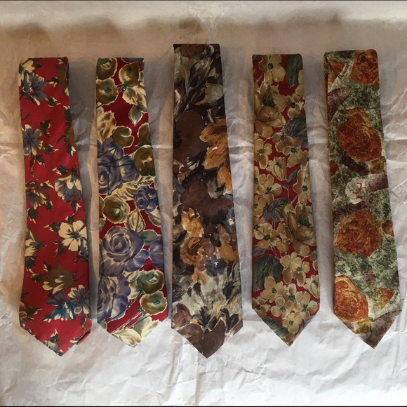 Lot of 5 Oleg Cassini Ties- Holiday Gifts!