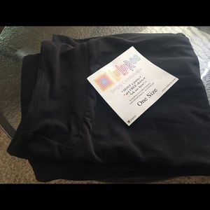 Lularoe OS black leggings