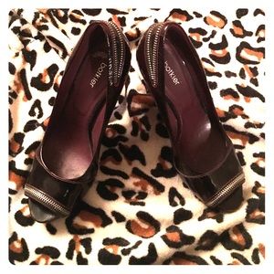 Botkier cherry leather zipper pumps