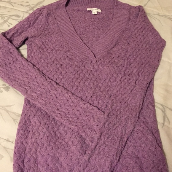 Banana Republic purple sweater