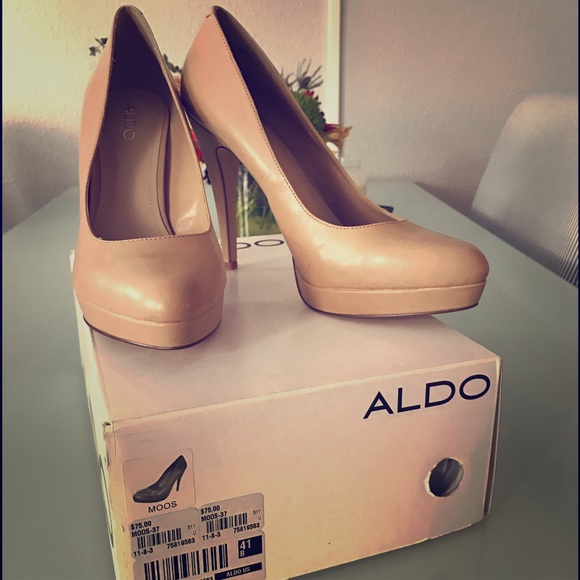 Aldo Moos platform pumps - never worn