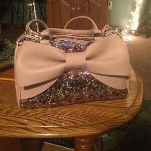 Betsey johnson purse