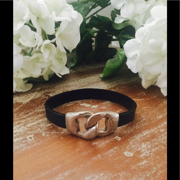 Jewelry - silver bracelet black leather unisex
