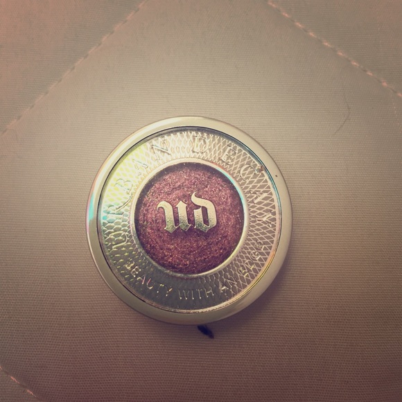 Urban Decay Shadow in Glitter Rock
