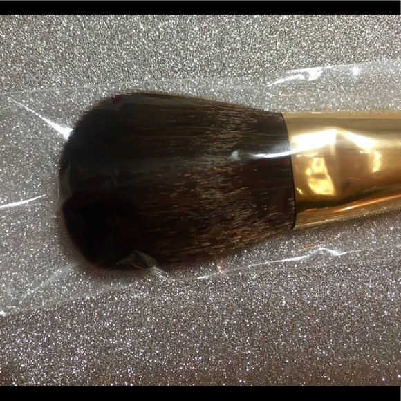 BareMinerals Soft Sweep Cheek Brush - Picture 4 of 4
