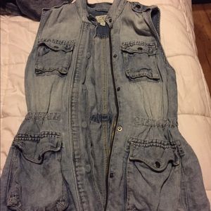 Authentic Lucky Brand Jean Vest! Light wash