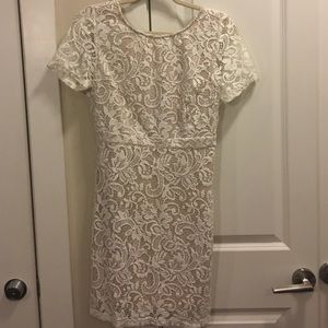 White lace overlay fitting backless dress