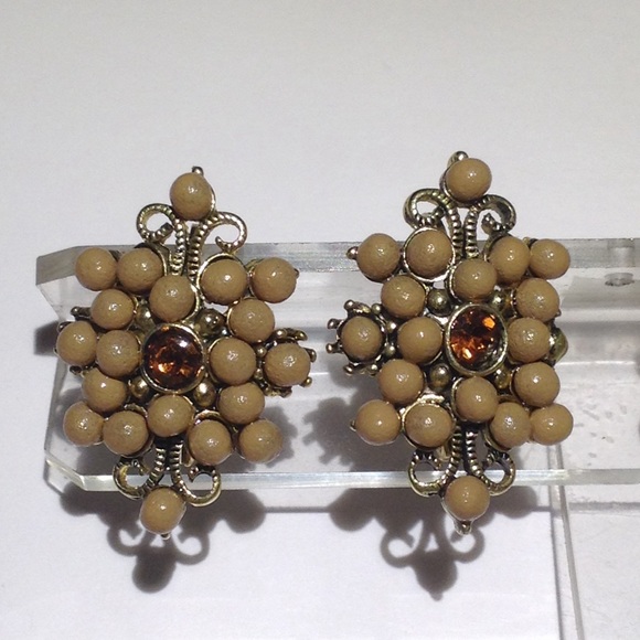 Vintage Look Bead Rhinestone Earring