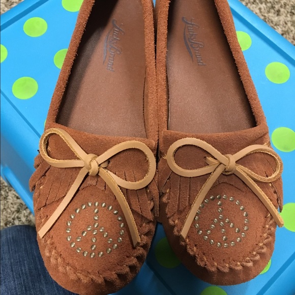 Lucky Brand Moccasins never worn Size 6