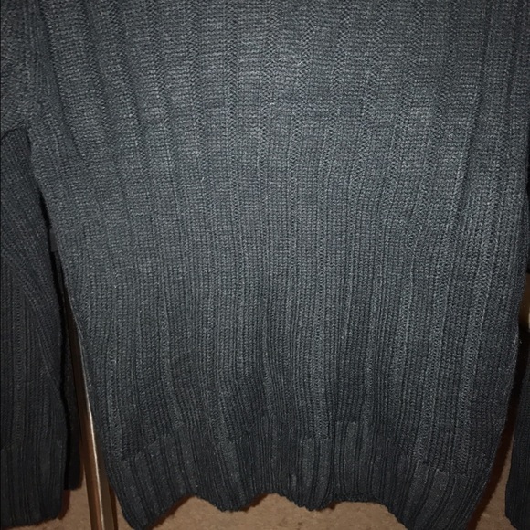 New Darria Ladies Sweater! - Picture 2 of 3