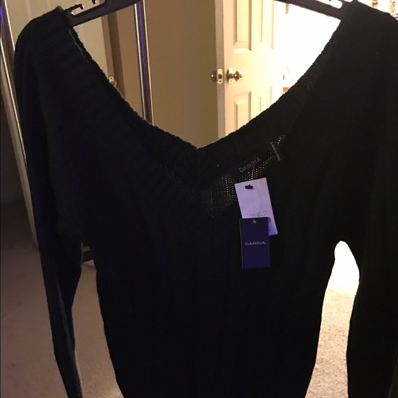 New Darria Ladies Sweater! - Picture 3 of 3