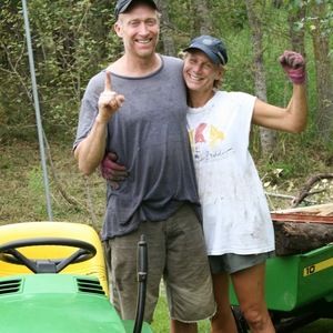 Meet your Posher, Joy