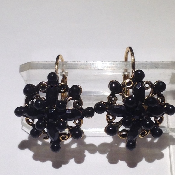 Vintage Look Cross Shape Jet Black Beads Earring