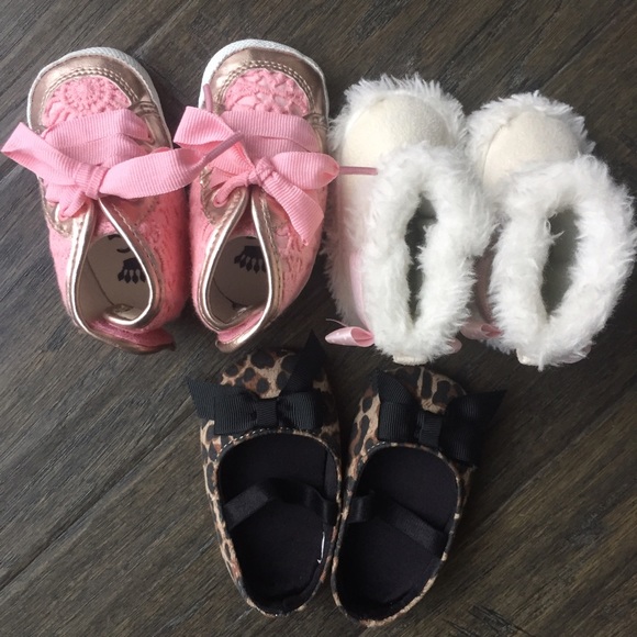 NWOT Infant Girl's Crib Shoe Lot - Picture 3 of 4