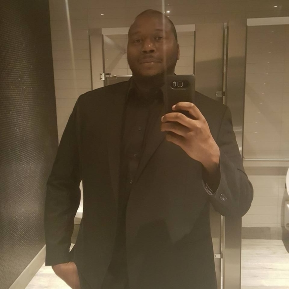 Meet your Posher, Aaron - Picture 1 of 1