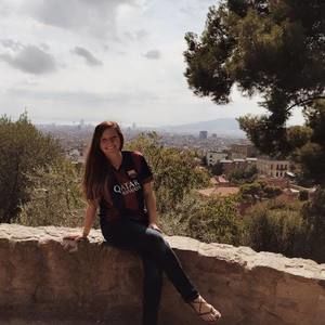 Meet your Posher, Olivia