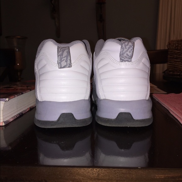 Jordan After Game II White/Stealth-Black Size 10 - Picture 3 of 4