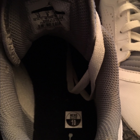 Jordan After Game II White/Stealth-Black Size 10 - Picture 4 of 4