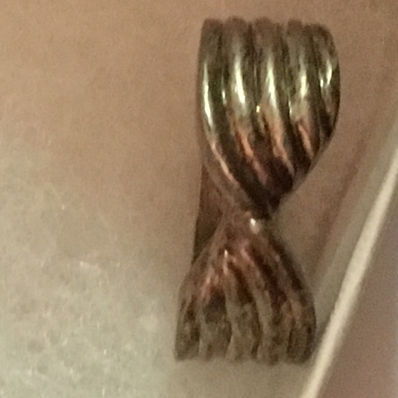 Vintage 925 Sterling Silver Ring
