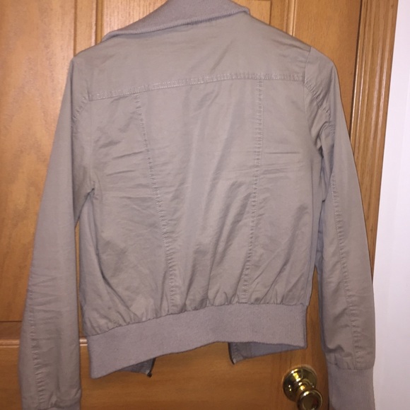 NewLook beige jacket - Picture 2 of 2