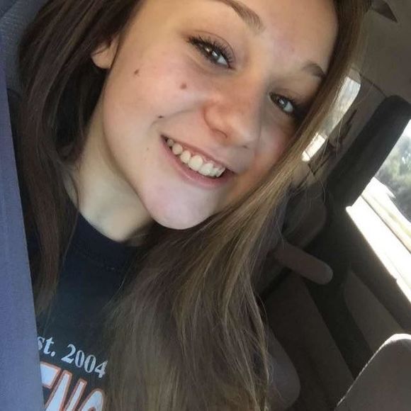 Meet your Posher, Rachel - Picture 1 of 1