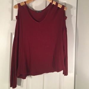 Maroon top with cutout sleeves