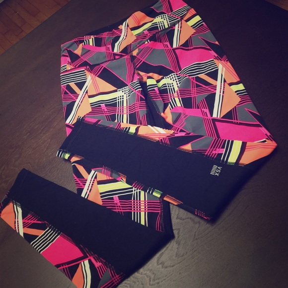 Victoria's Secret Sport Leggings