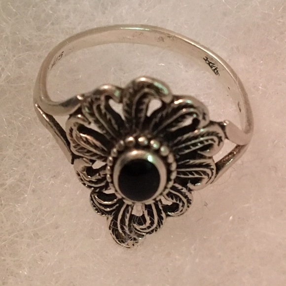 Onyx Sterling Silver Ring - Picture 2 of 3