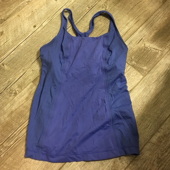 Lululemon tank