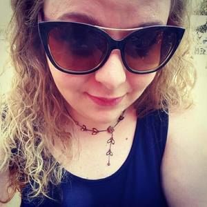 Meet your Posher, Rebecca