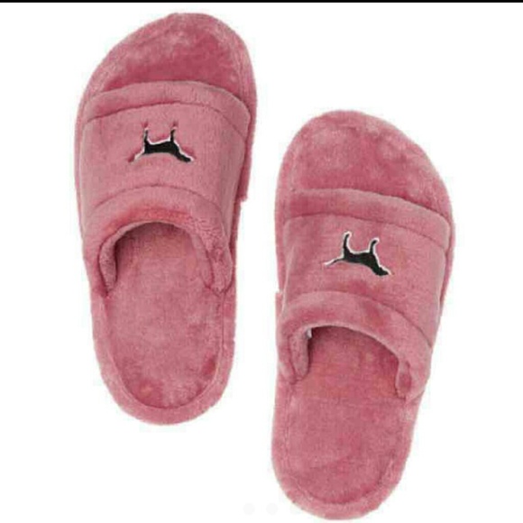 Vs pink slippers