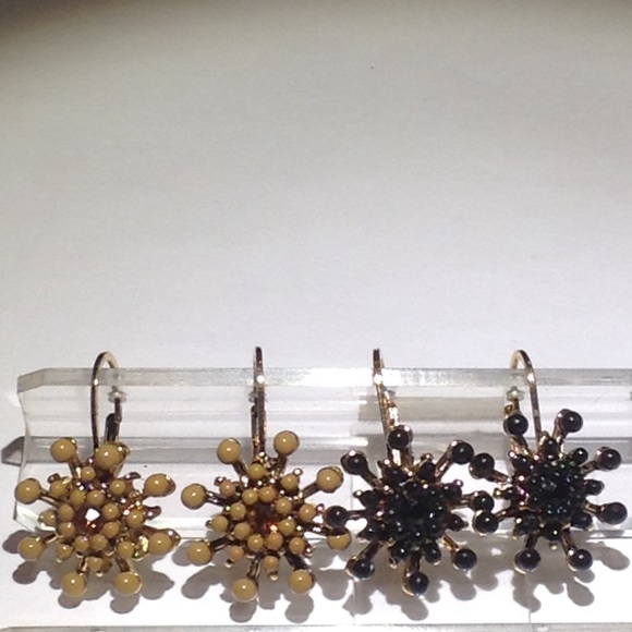 Vintage Look Snow Flake Bead Earring